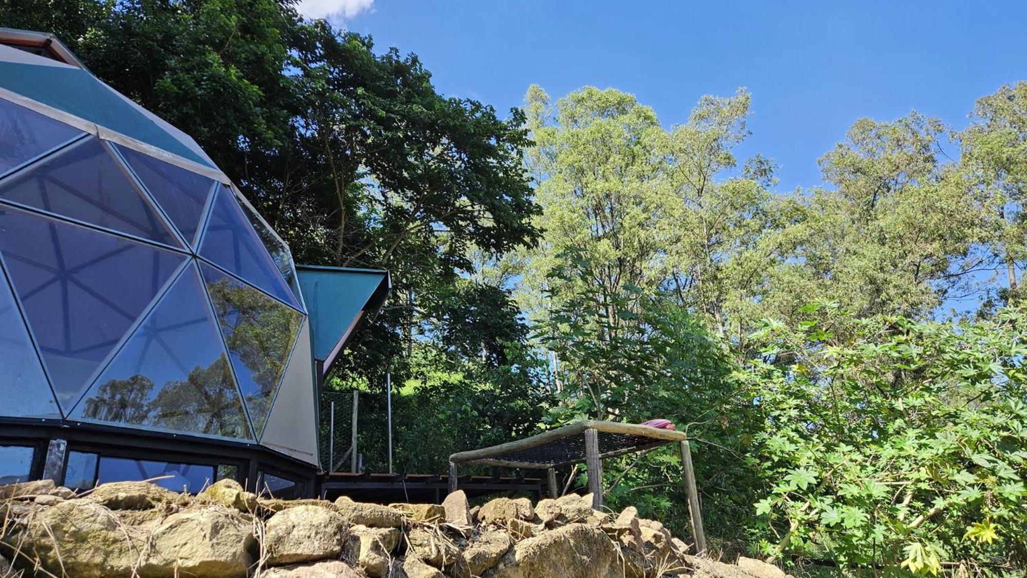 サン・ベント・ド・サプカイー Chale Refugio Da Pedra Spヴィラ エクステリア 写真