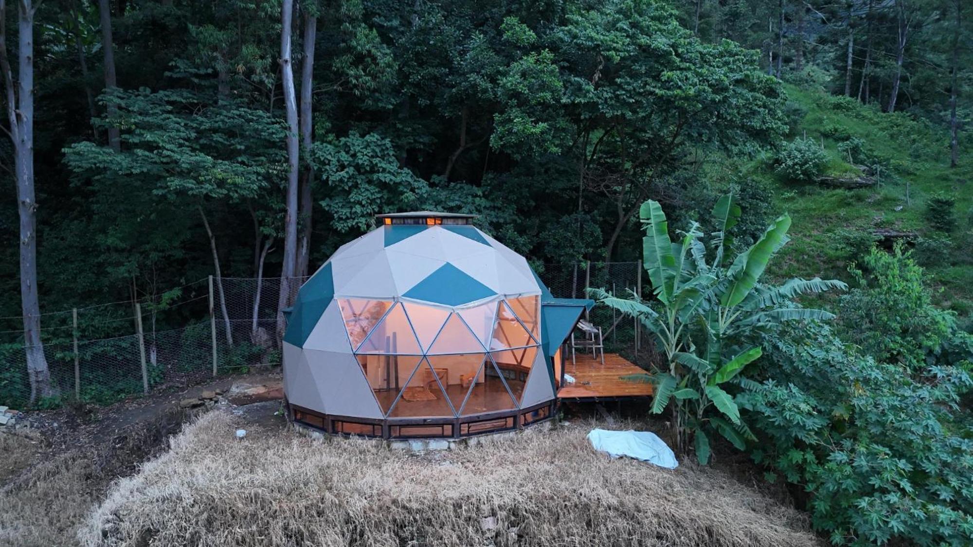 サン・ベント・ド・サプカイー Chale Refugio Da Pedra Spヴィラ エクステリア 写真